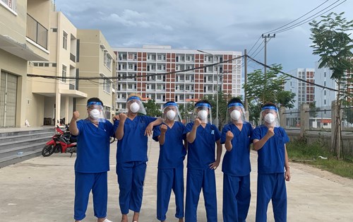 Dong A University students participated in Covid-19 prevention in hospital